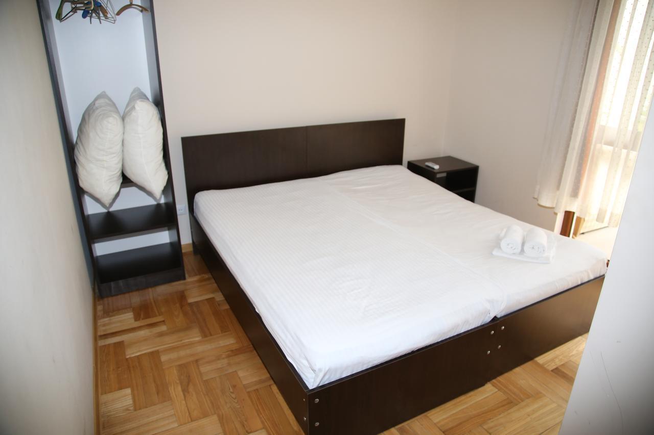 Merabi Guest House Makhinjauri Esterno foto