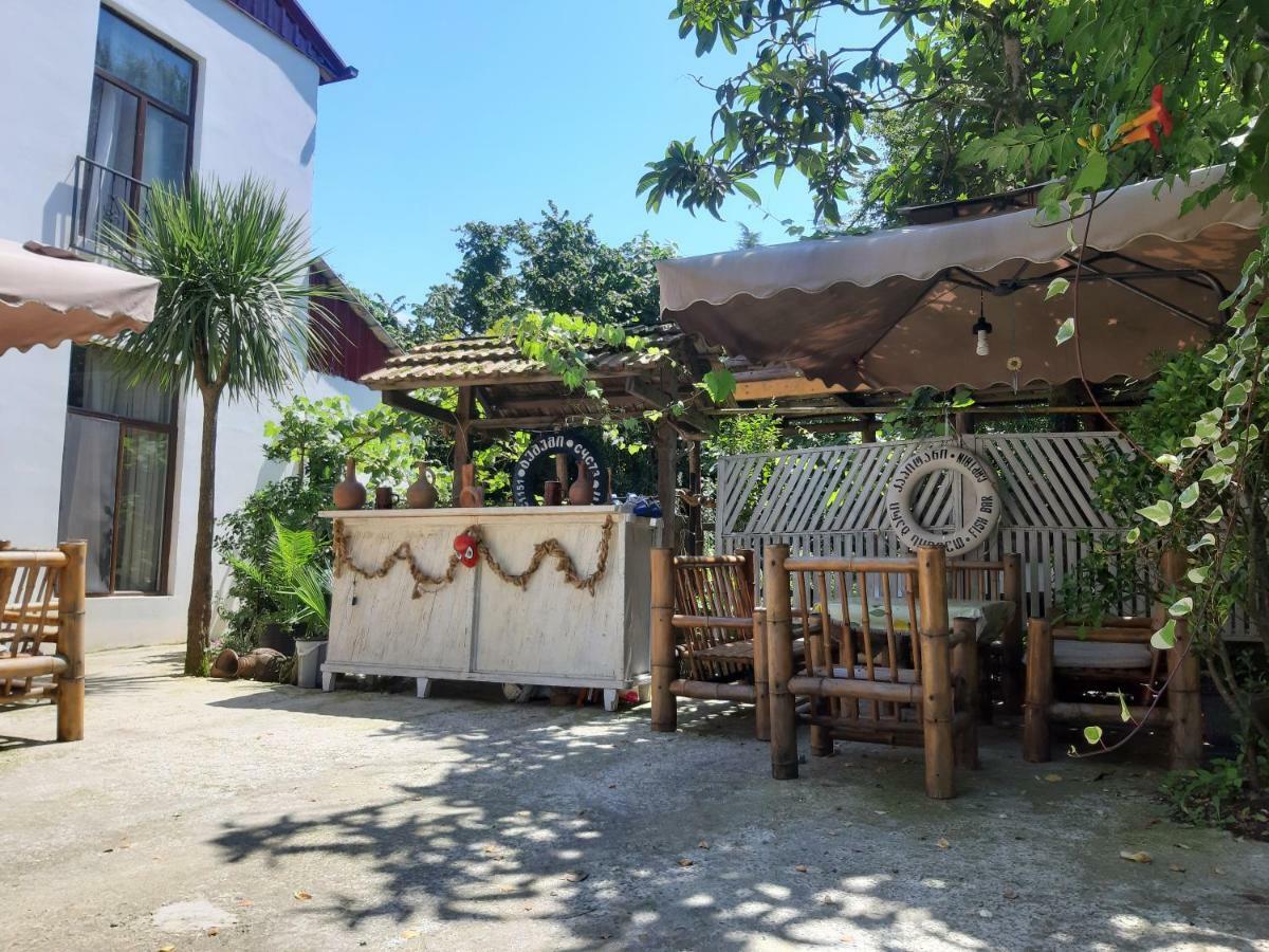 Merabi Guest House Makhinjauri Esterno foto